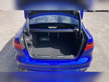 Used Jaguar XE 2019 for sale - 78344443: Photo