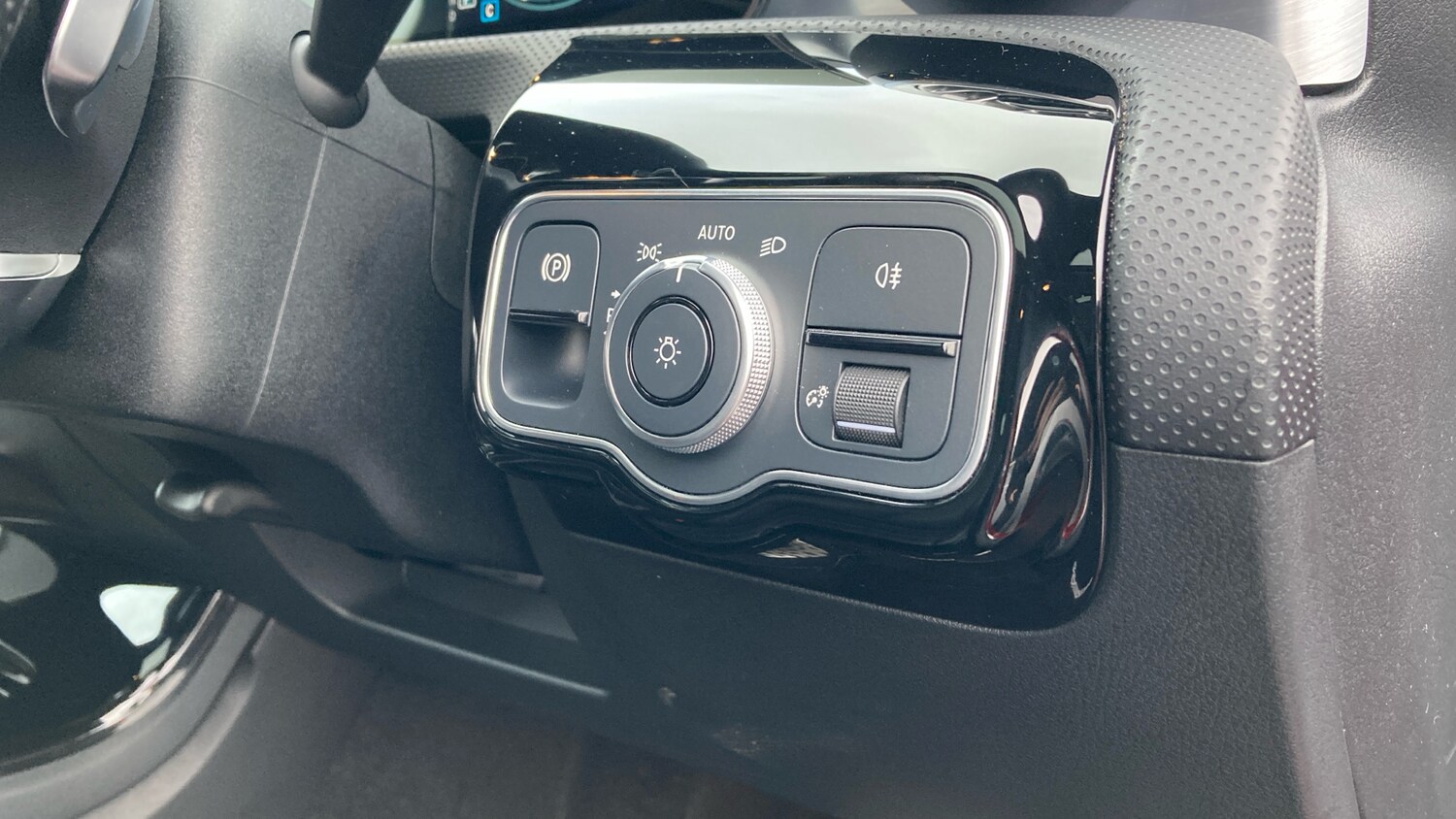 Used Mercedes-Benz CLA 2022 for sale - 76467931: Photo 33