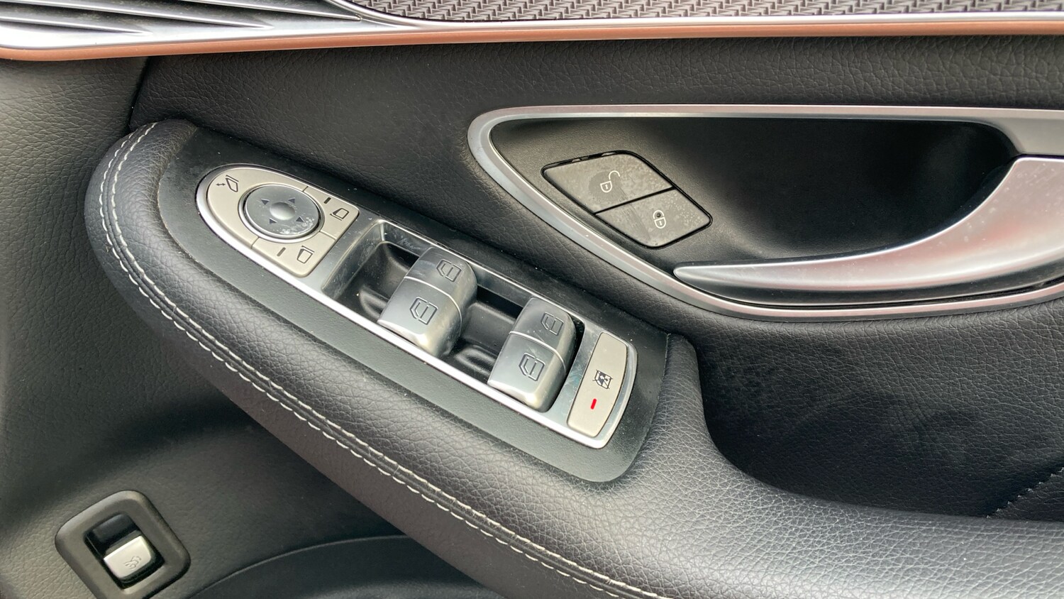 Used Mercedes-Benz EQC 2022 for sale - 77071373: Photo 34