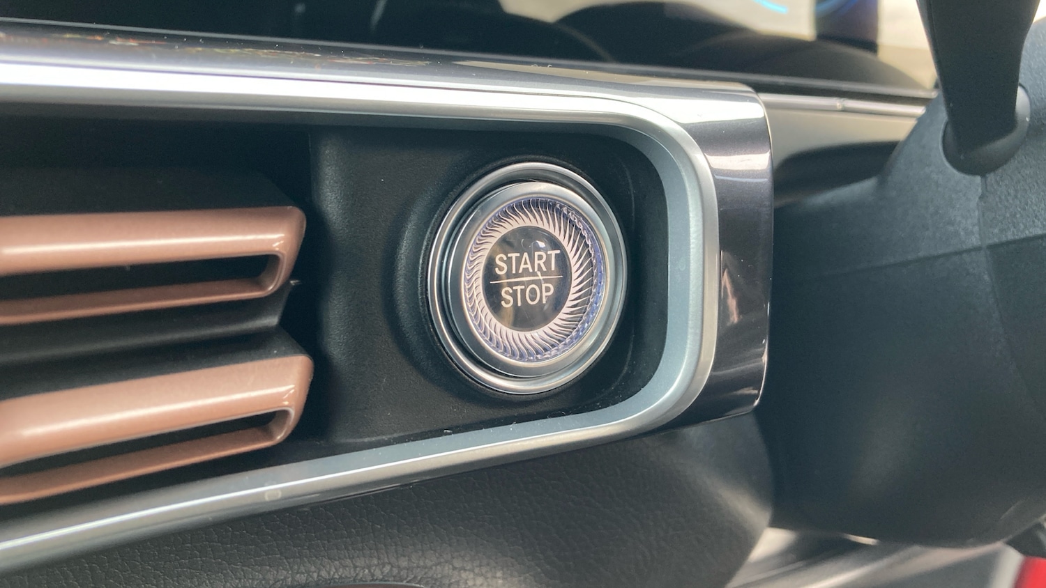 Used Mercedes-Benz EQC 2022 for sale - 77071373: Photo 40