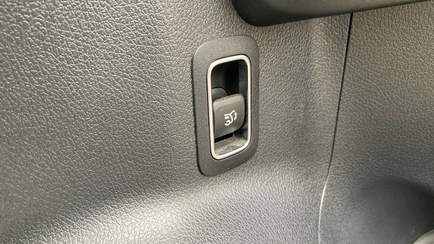 Used Mercedes-Benz GLA 2021 for sale - 78107268: Photo 32