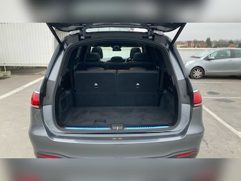 Used Mercedes-Benz GLS 2023 for sale - 77025270: Photo