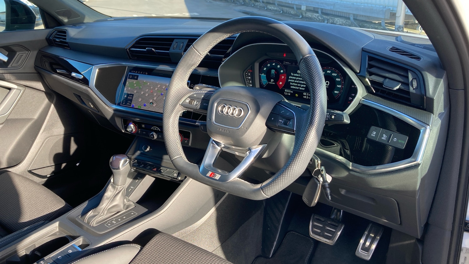 Used Audi Q3 2023 for sale - 76566182: Photo 11