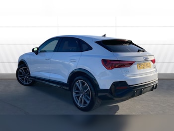 Used Audi Q3 2023 for sale - 76566182: Photo