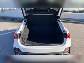 Used Audi Q3 2023 for sale - 76566182: Photo