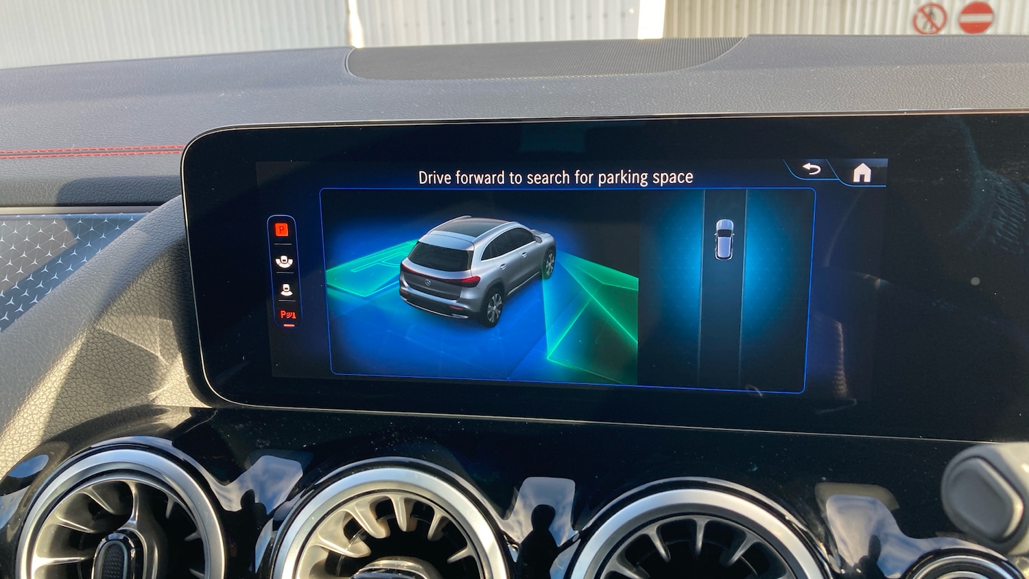 Used Mercedes-Benz EQA 2024 for sale - 76612524: Photo 43