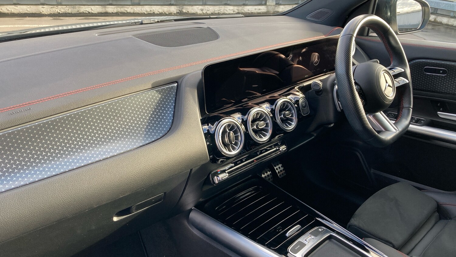 Used Mercedes-Benz EQA 2024 for sale - 76612524: Photo 9