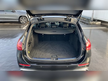 Used Mercedes-Benz C Class 2022 for sale - 76393420: Photo