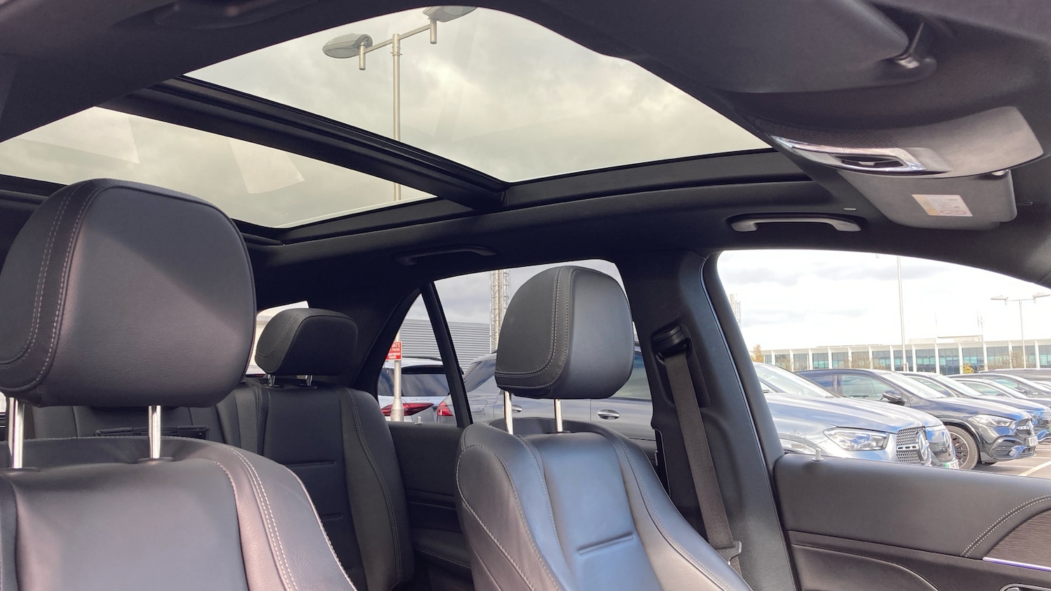 Used Mercedes-Benz GLE 2022 for sale - 76355453: Photo 33