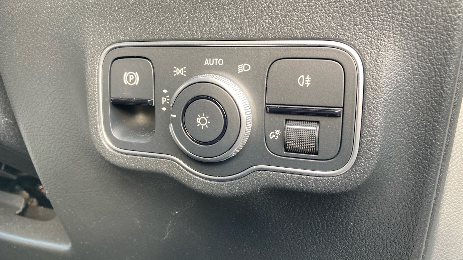 Used Mercedes-Benz EQA 2024 for sale - 77228125: Photo 35