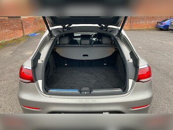 Used Mercedes-Benz GLC 2021 for sale - 77184805: Photo