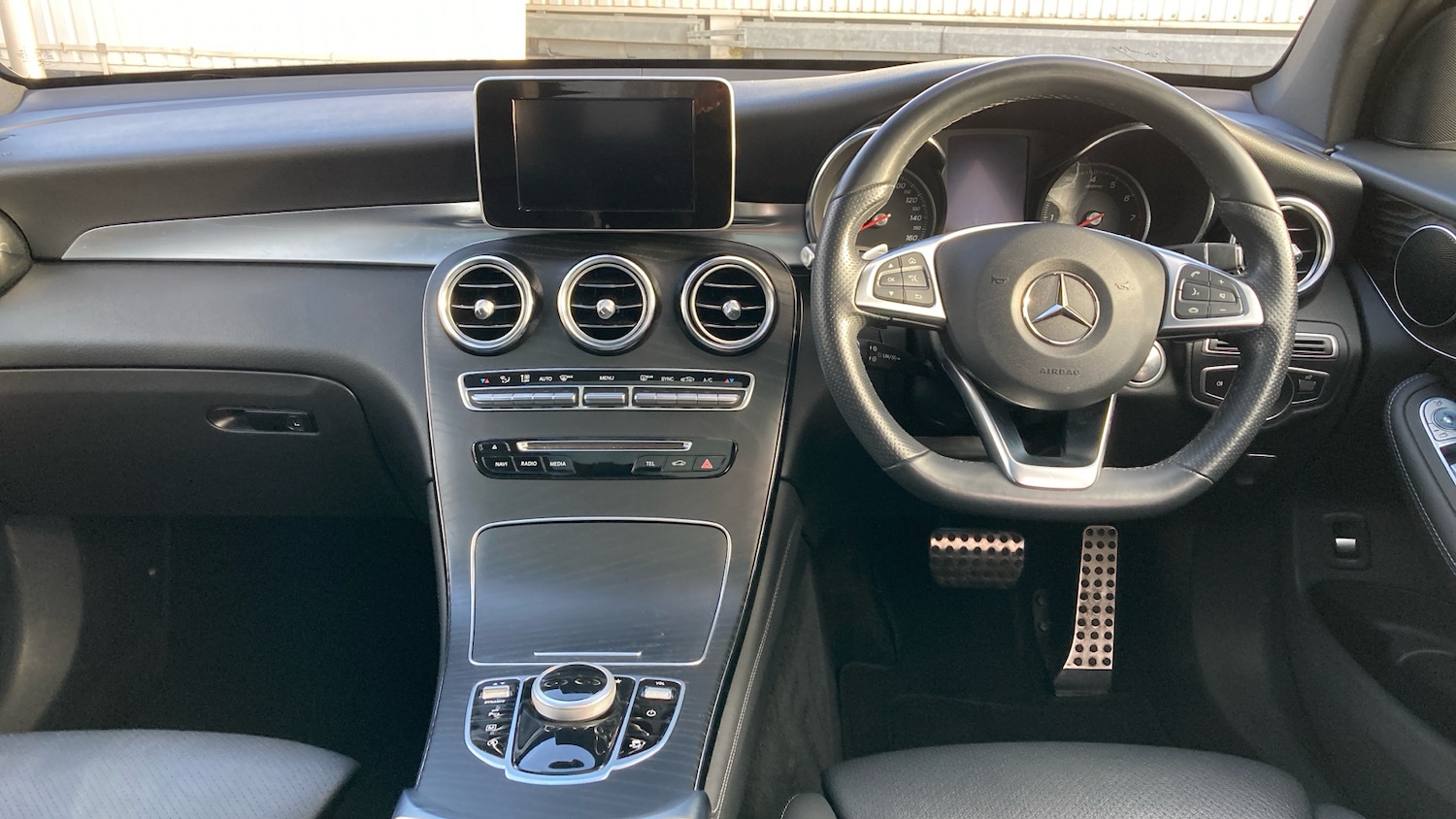 Used Mercedes-Benz GLC 2019 for sale - 77063840: Photo 10