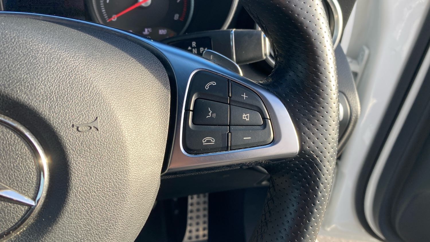 Used Mercedes-Benz GLC 2019 for sale - 77063840: Photo 36