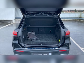 Used Mercedes-Benz EQA 2022 for sale - 76956982: Photo