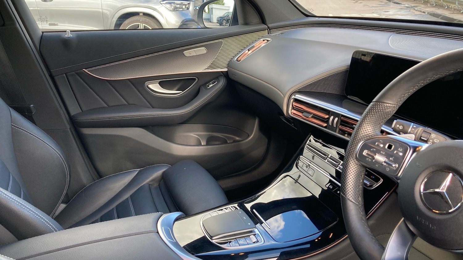 Used Mercedes-Benz EQC 2022 for sale - 76877357: Photo 14