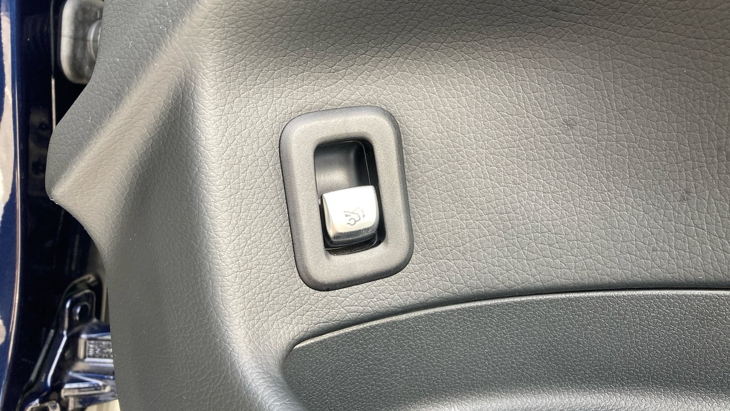 Used Mercedes-Benz EQC 2022 for sale - 76877357: Photo 34