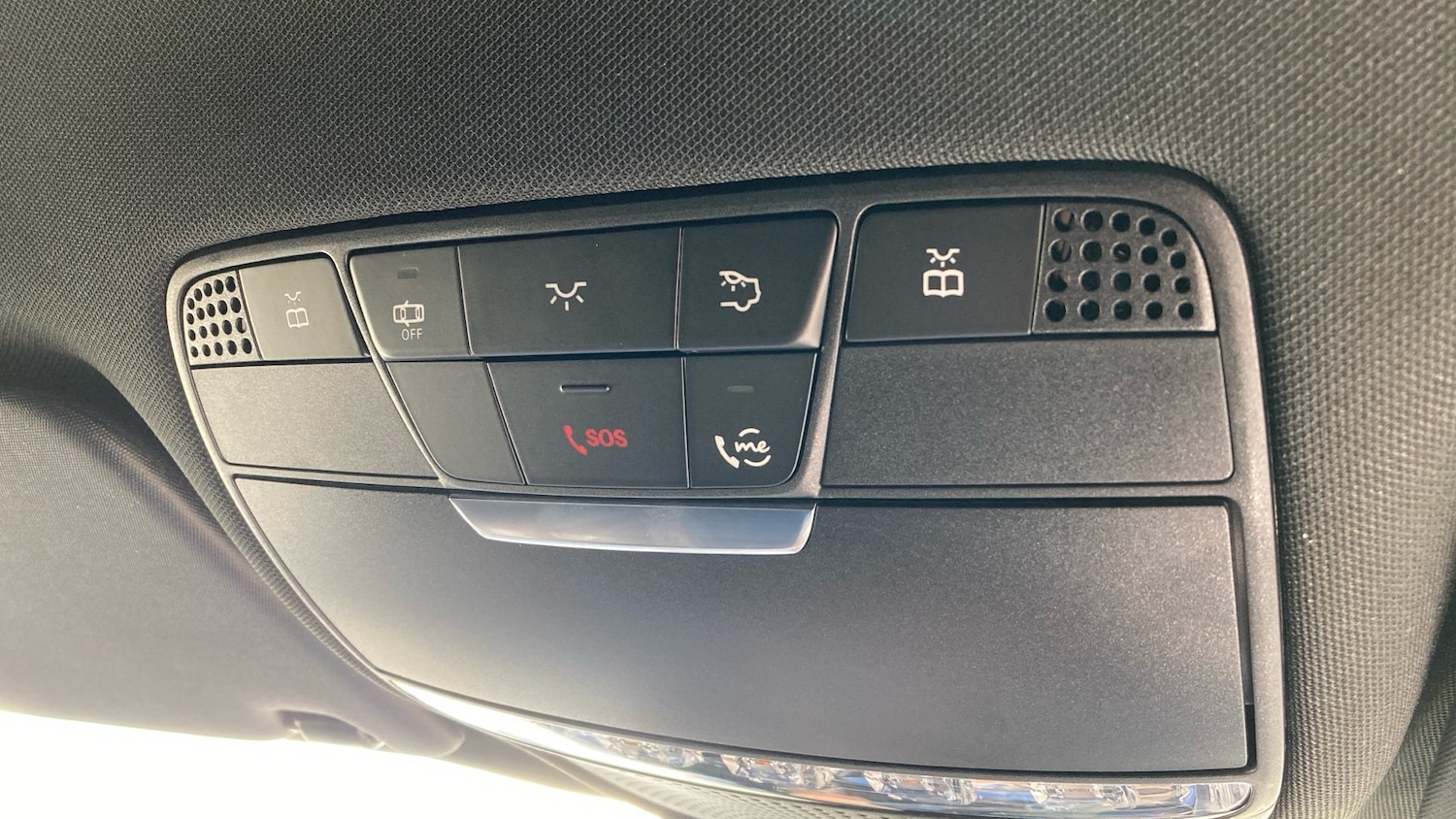 Used Mercedes-Benz EQC 2022 for sale - 76877357: Photo 36