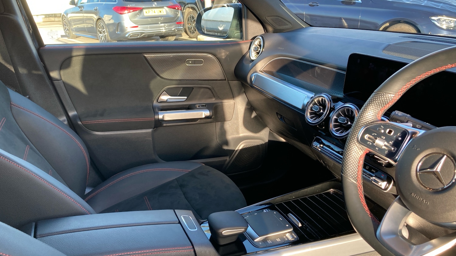 Used Mercedes-Benz GLB 2022 for sale - 76948885: Photo 14