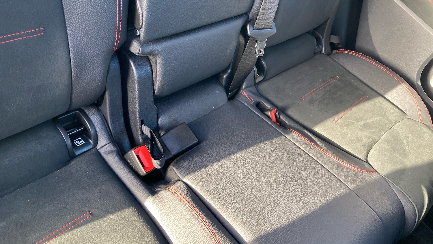 Used Mercedes-Benz GLB 2022 for sale - 76948885: Photo 17