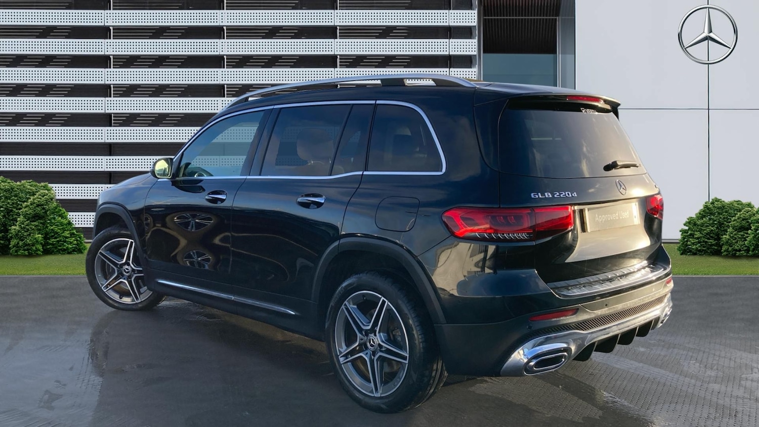 Used Mercedes-Benz GLB 2022 for sale - 76948885: Photo 2