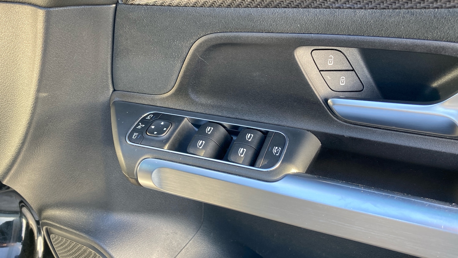 Used Mercedes-Benz GLB 2022 for sale - 76948885: Photo 33