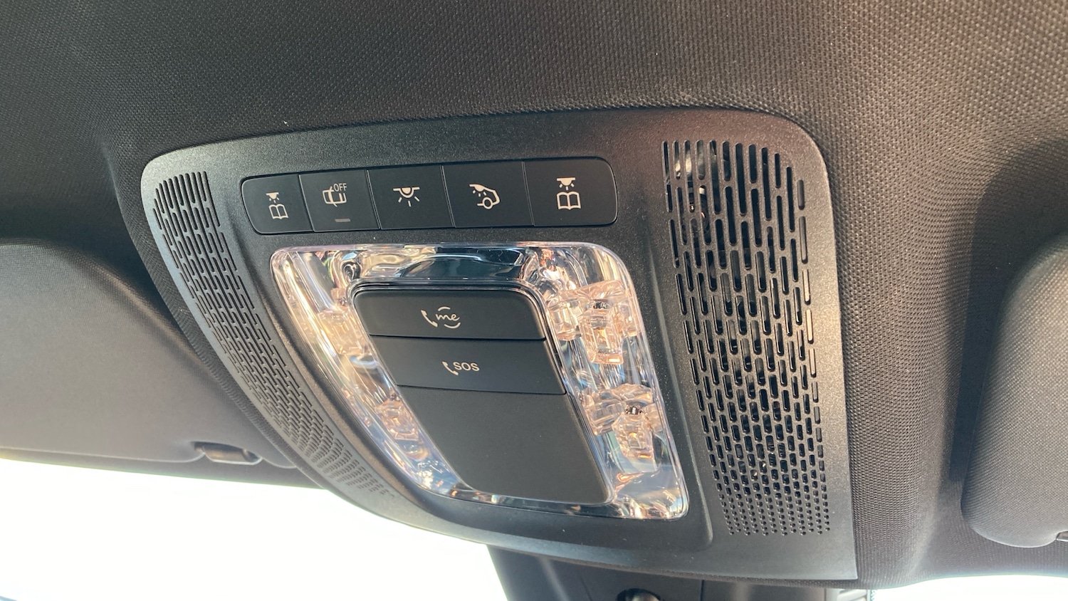 Used Mercedes-Benz GLB 2022 for sale - 76948885: Photo 35