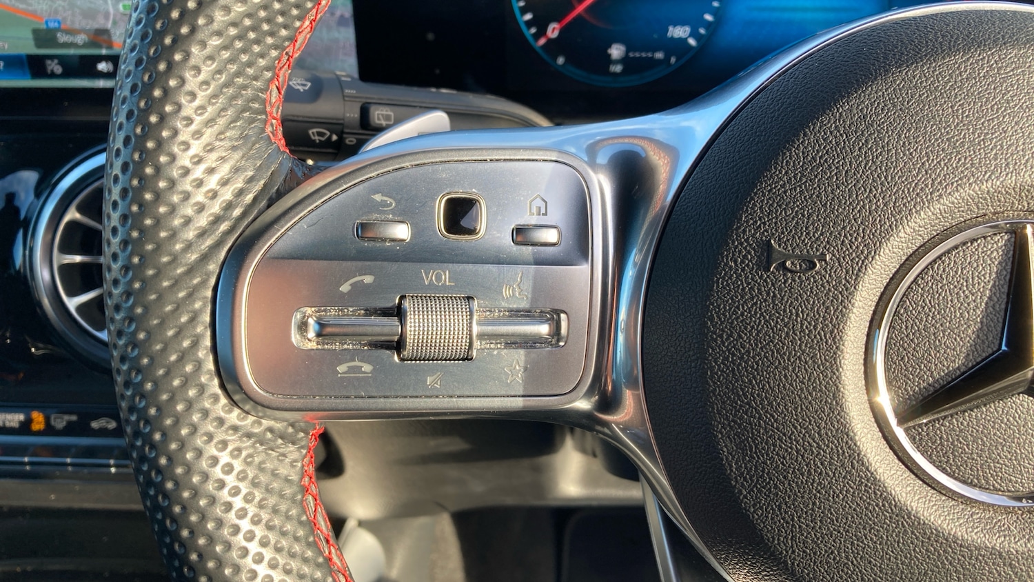 Used Mercedes-Benz GLB 2022 for sale - 76948885: Photo 37