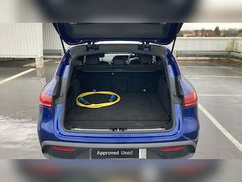 Used Mercedes-Benz EQC 2020 for sale - 76494434: Photo