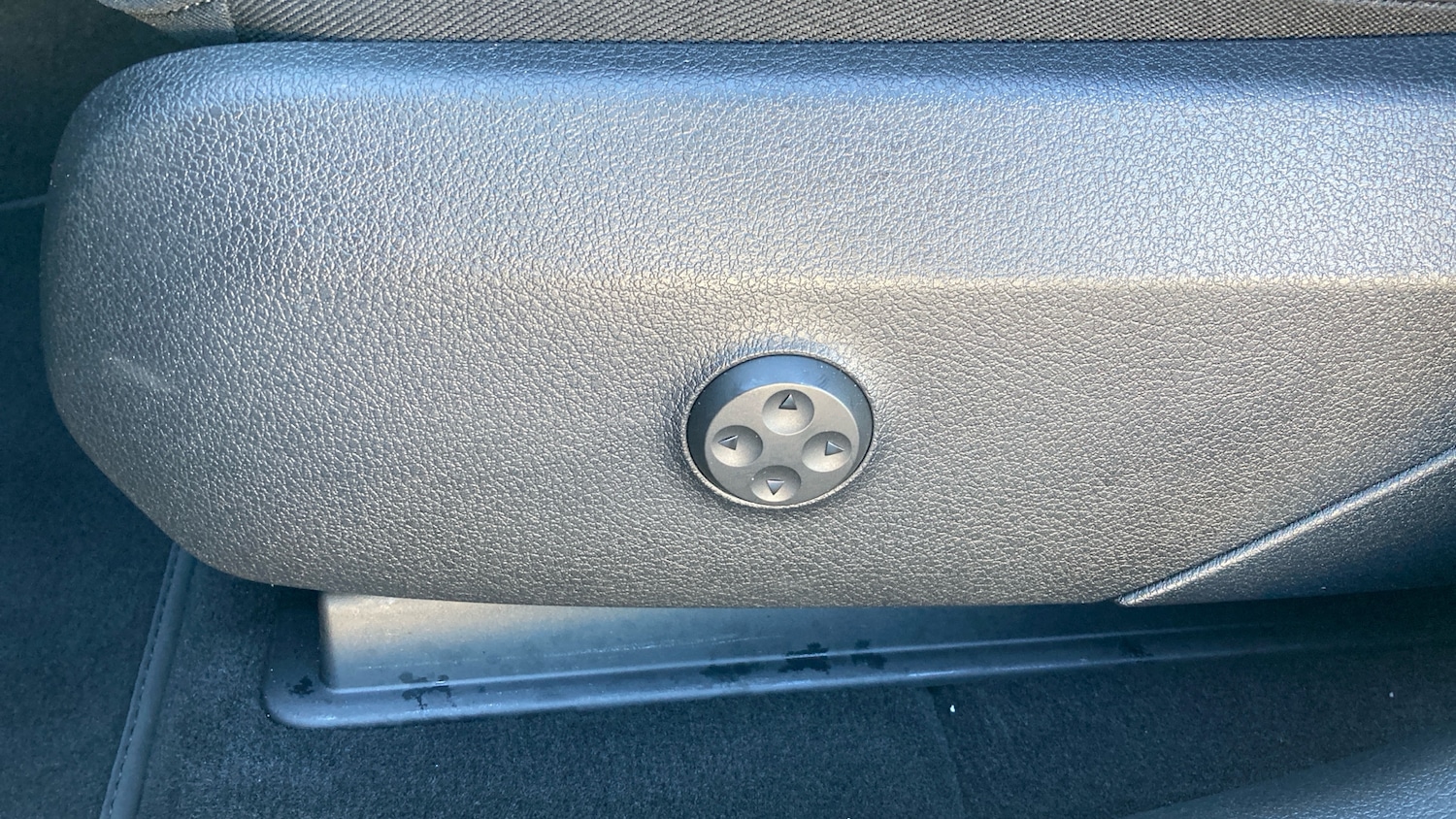 Used Mercedes-Benz GLC 2025 for sale - 76829556: Photo 28