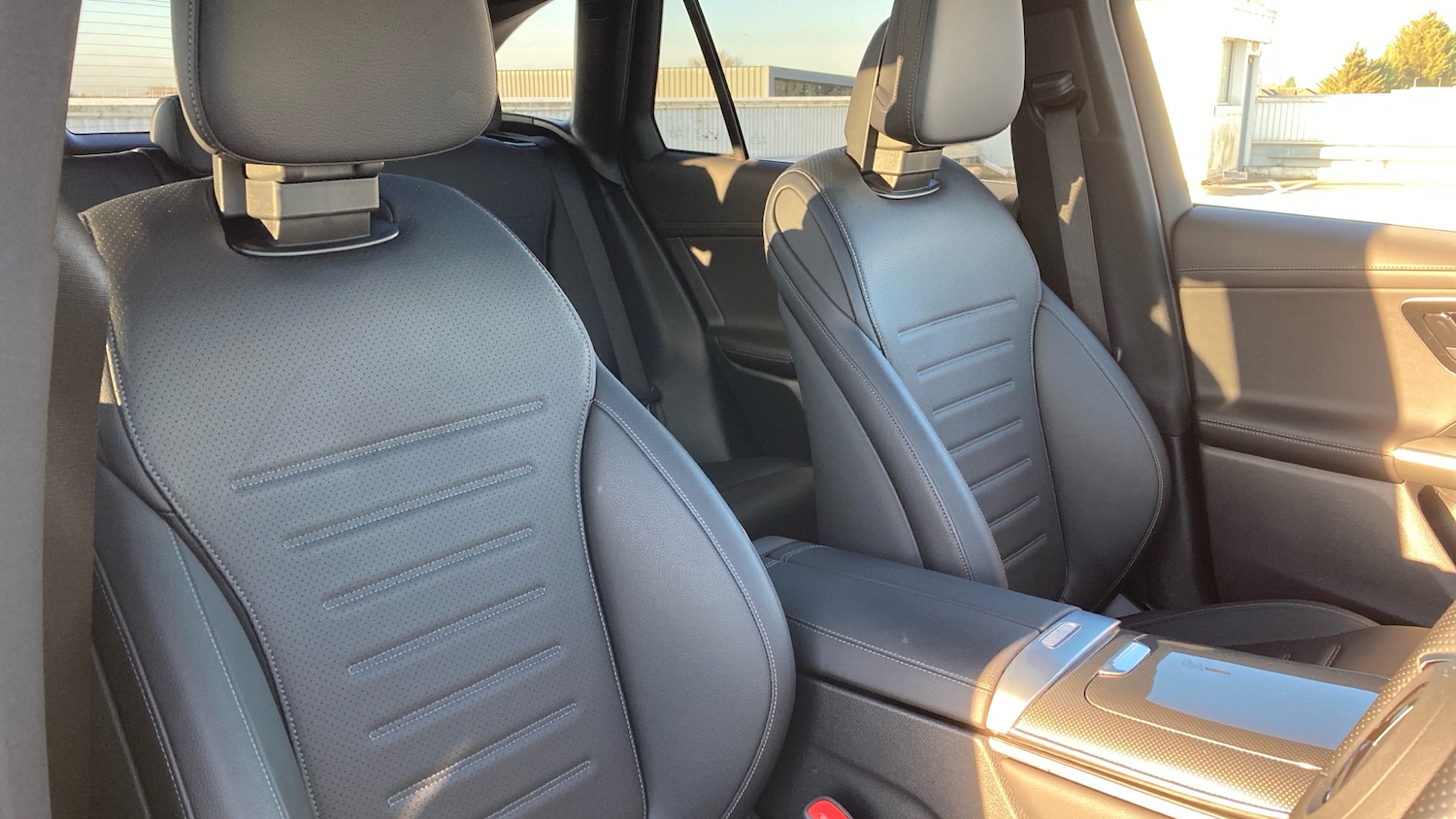 Used Mercedes-Benz GLC 2025 for sale - 76829556: Photo 32