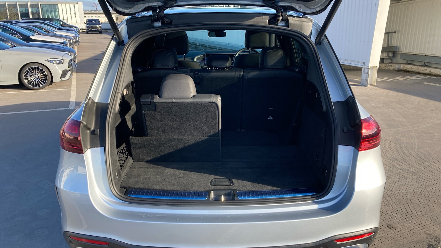 Used Mercedes-Benz GLE 2025 for sale - 76682240: Photo 4