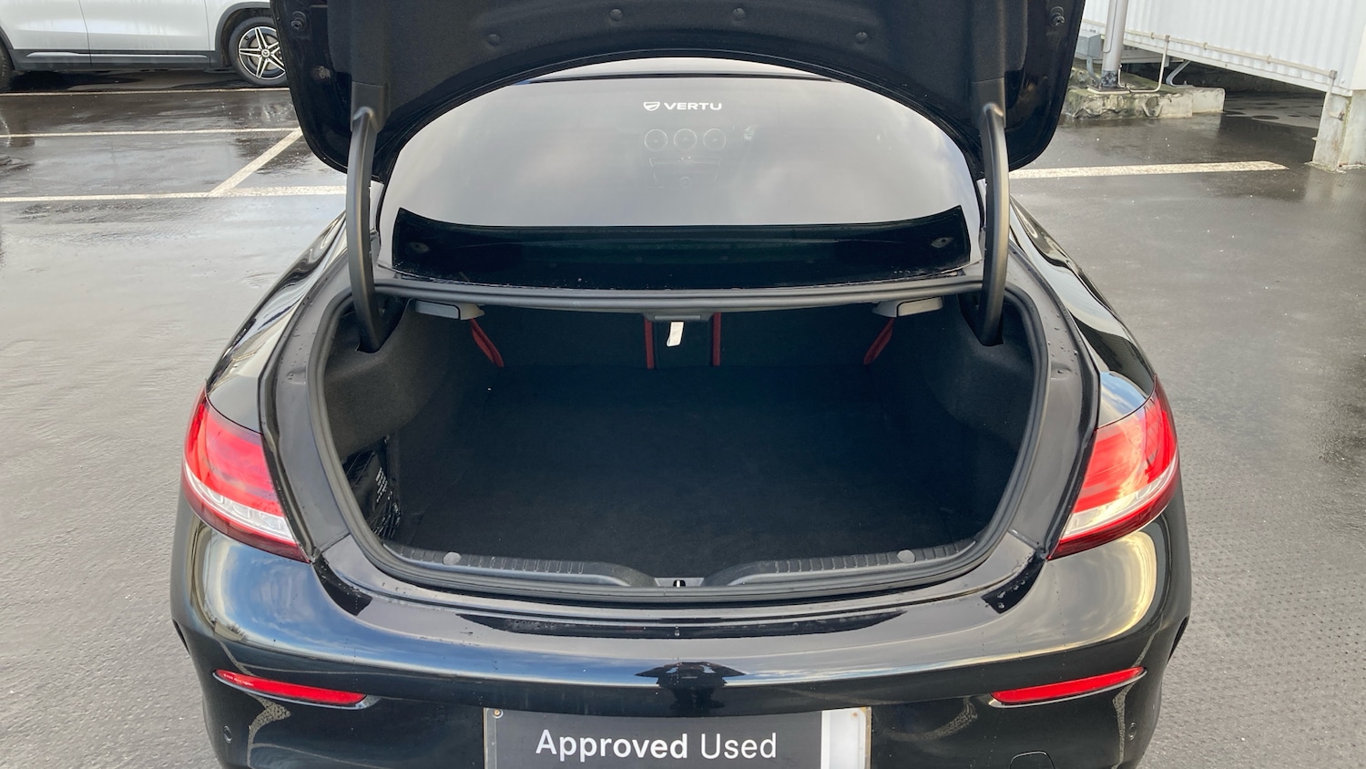 Used Mercedes-Benz C Class 2020 for sale - 76821475: Photo 4