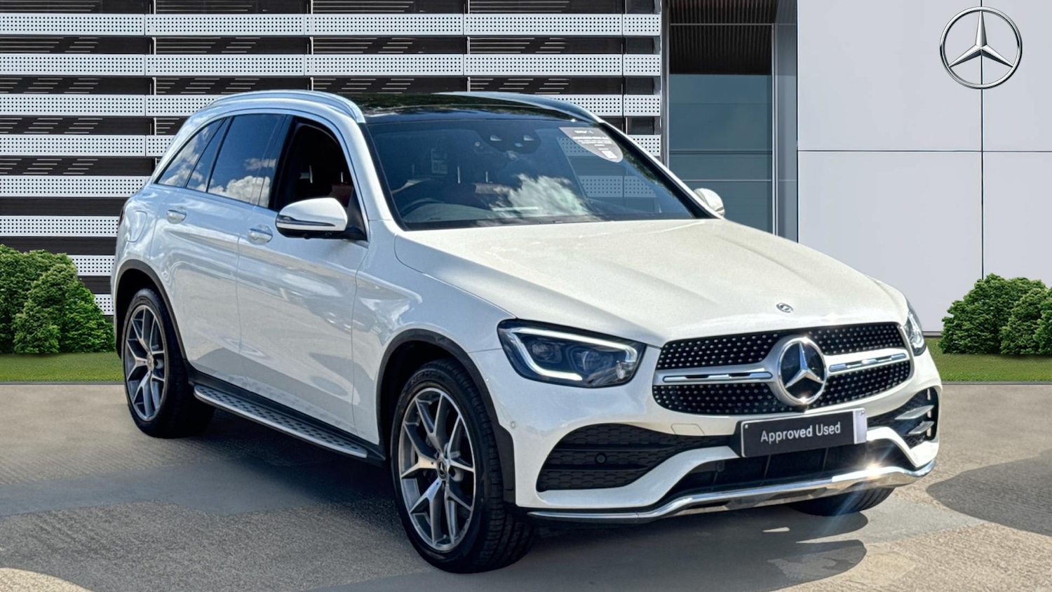 Used Mercedes-Benz GLC 2020 for sale - 76131136: Photo 1