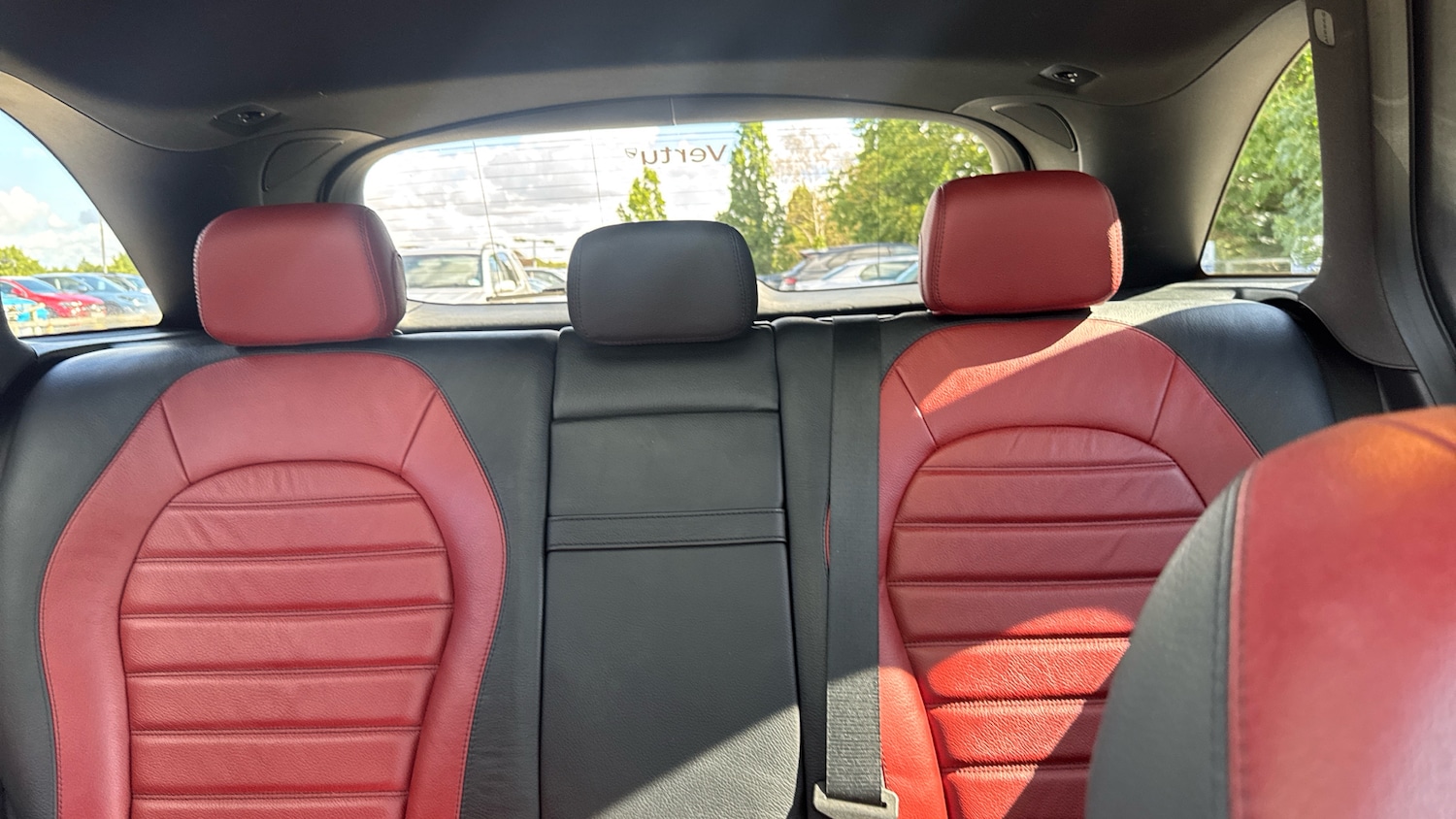 Used Mercedes-Benz GLC 2020 for sale - 76131136: Photo 15