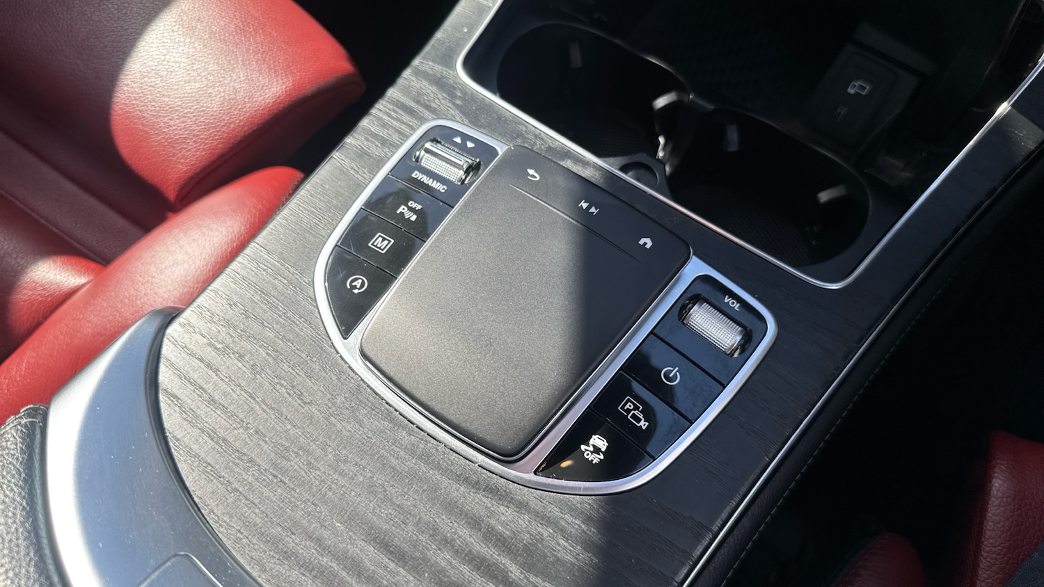 Used Mercedes-Benz GLC 2020 for sale - 76131136: Photo 33