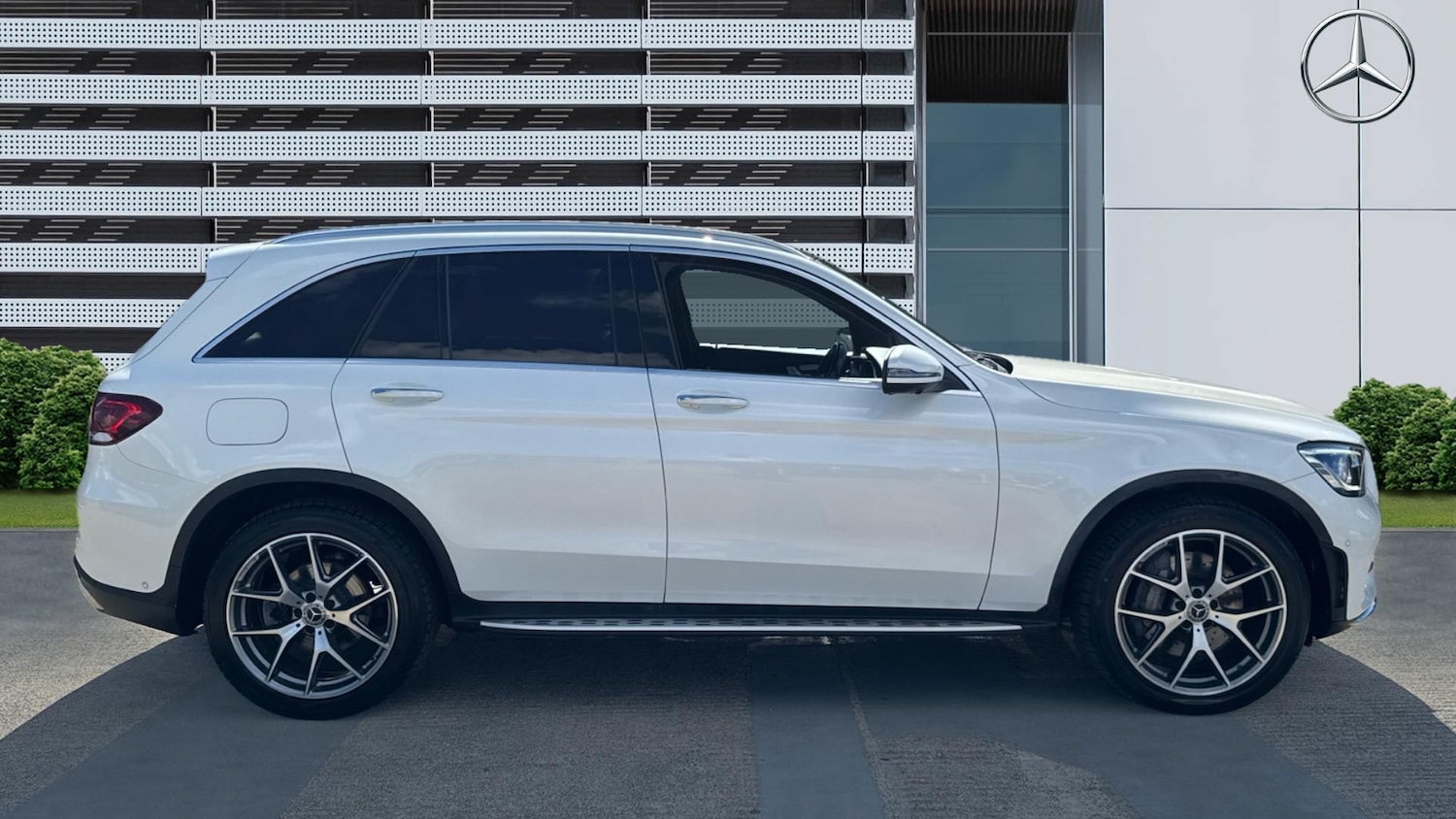 Used Mercedes-Benz GLC 2020 for sale - 76131136: Photo 5