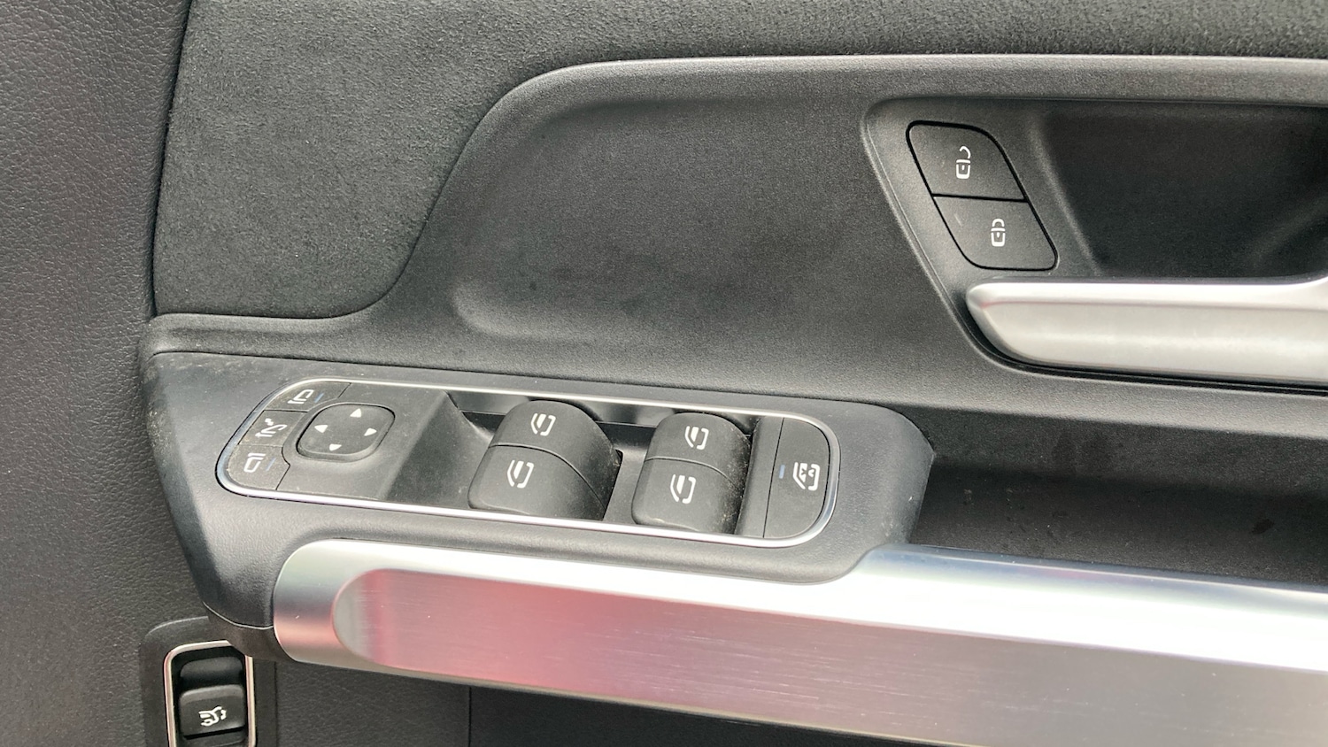 Used Mercedes-Benz EQB 2025 for sale - 78094969: Photo 35