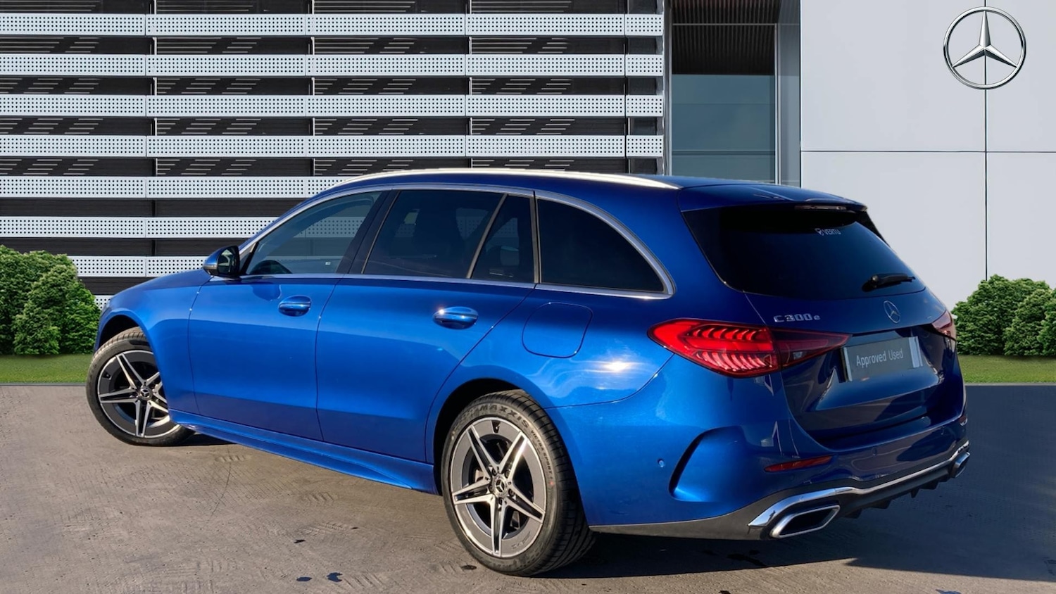 Used Mercedes-Benz C Class 2022 for sale - 76638576: Photo 2