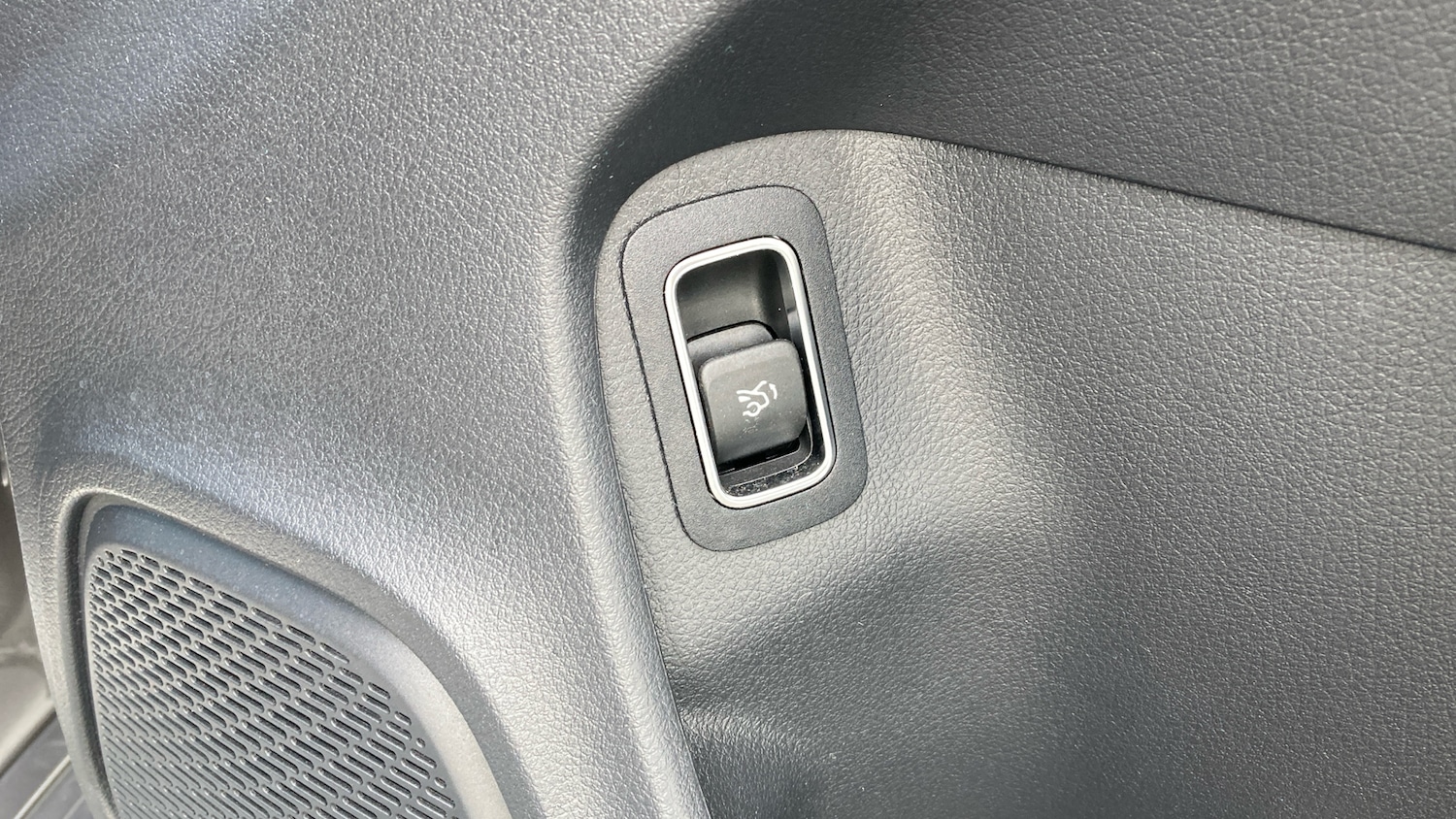 Vehicle 33