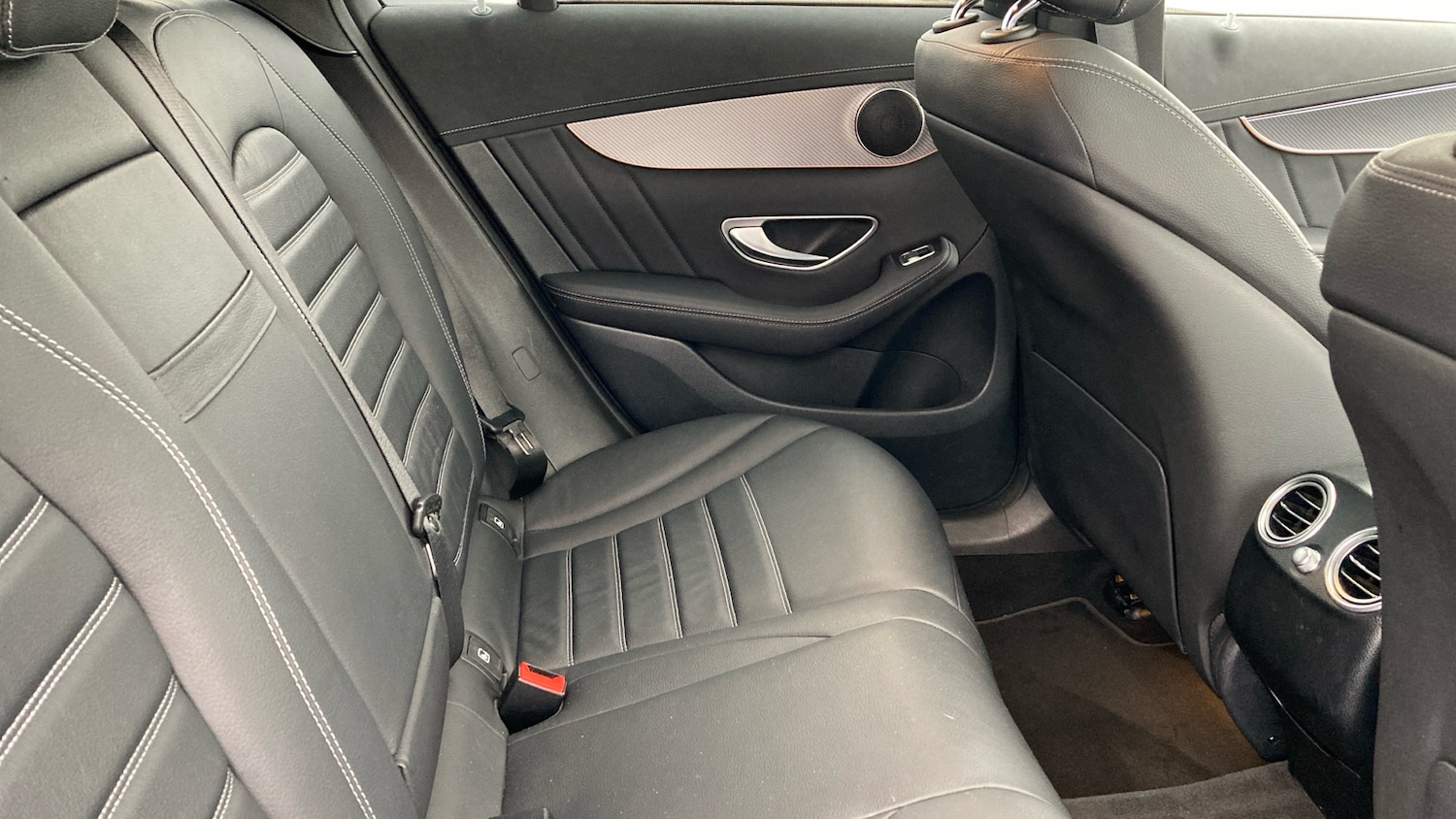 Used Mercedes-Benz EQC 2022 for sale - 76048893: Photo 16