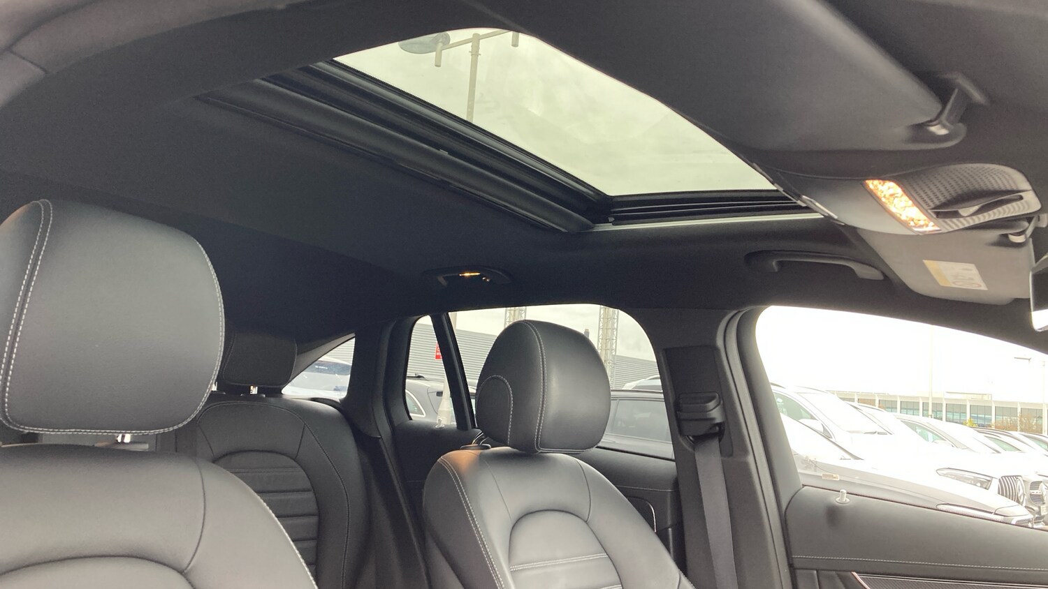 Used Mercedes-Benz EQC 2022 for sale - 76048893: Photo 32