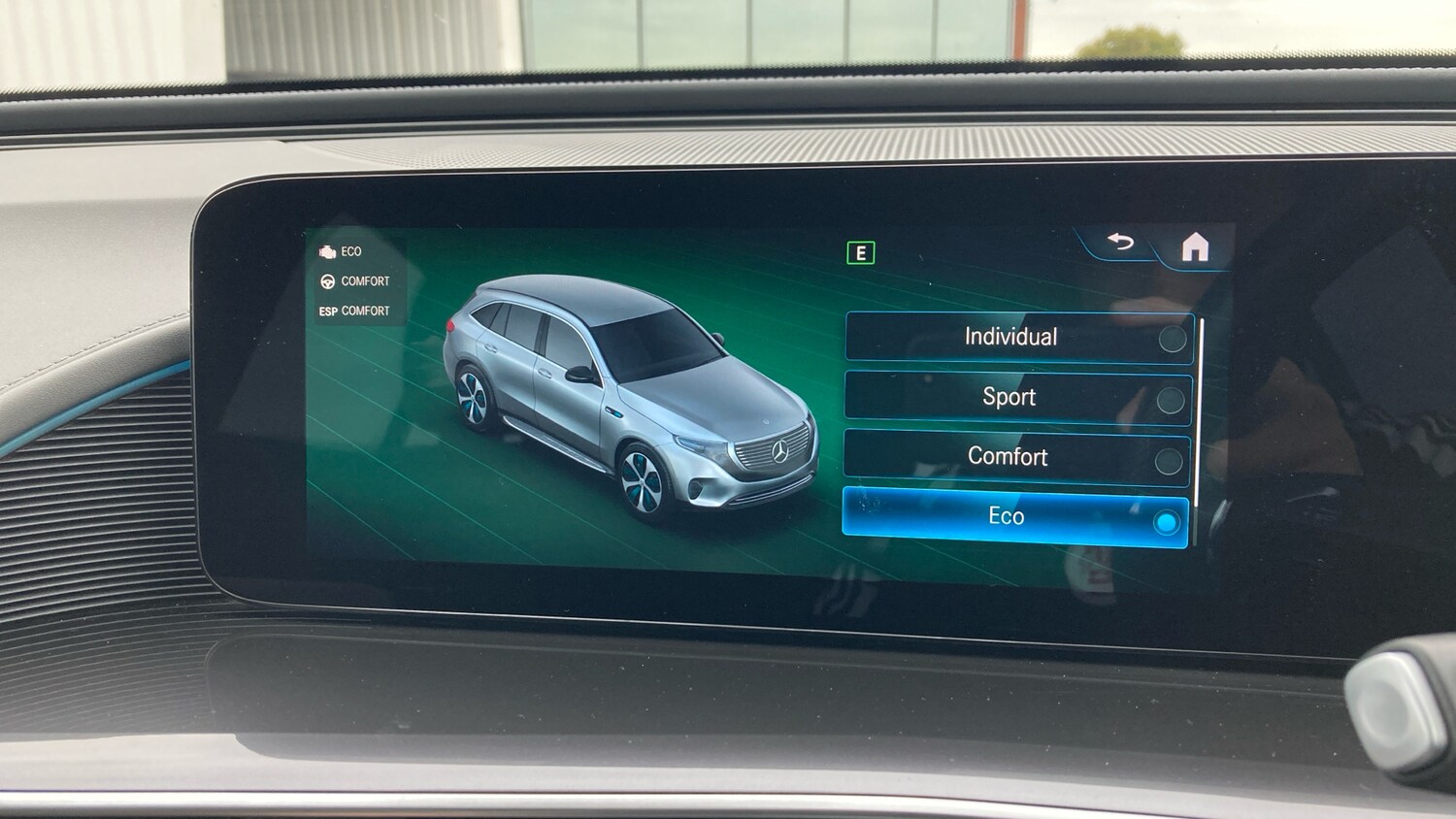 Used Mercedes-Benz EQC 2022 for sale - 76048893: Photo 43