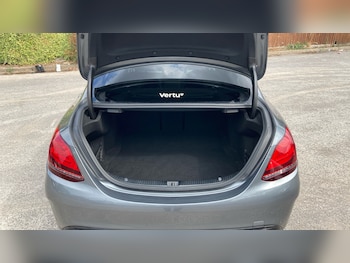 Used Mercedes-Benz C Class 2020 for sale - 79385827: Photo