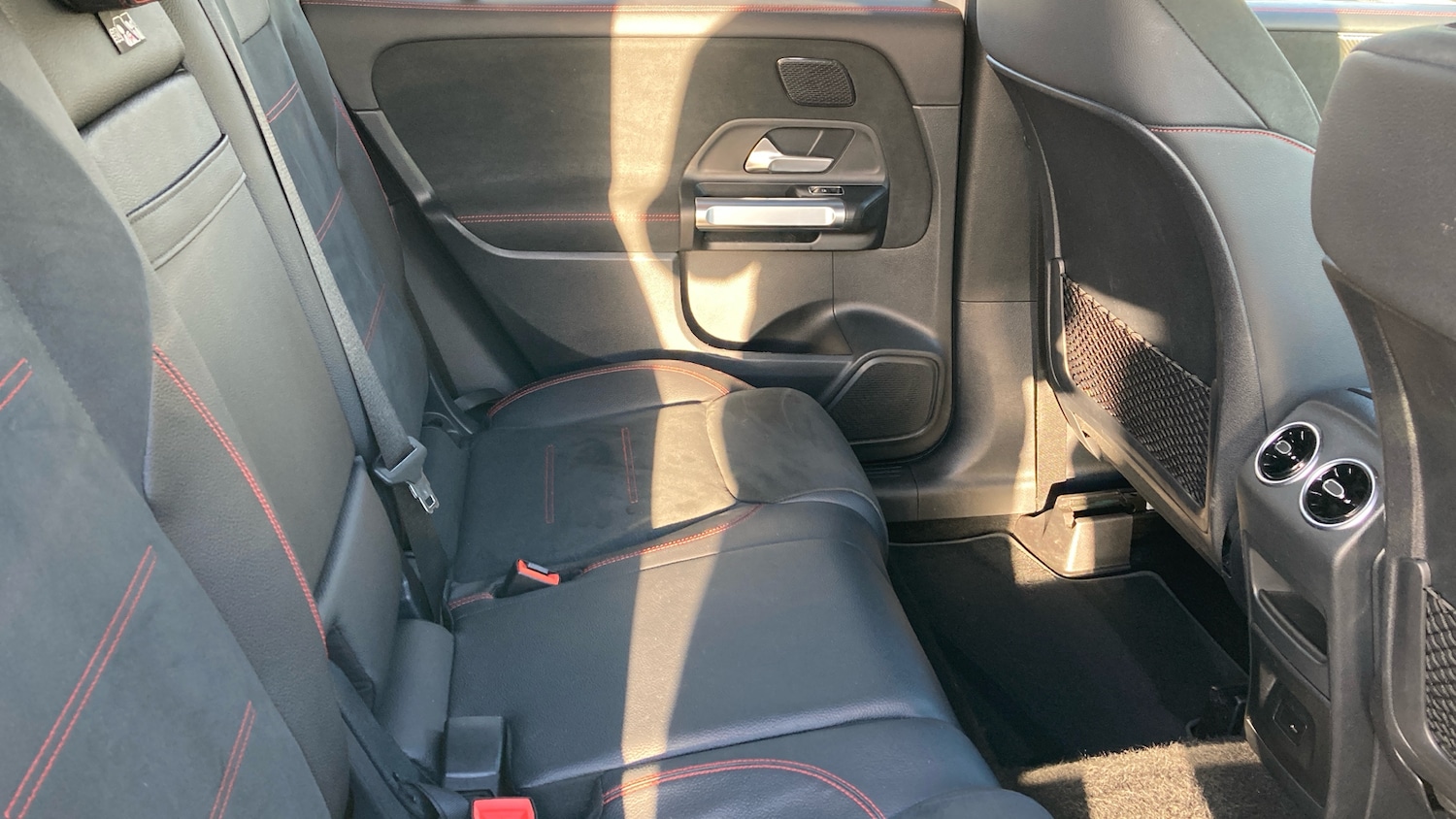 Used Mercedes-Benz GLB 2021 for sale - 77222891: Photo 16