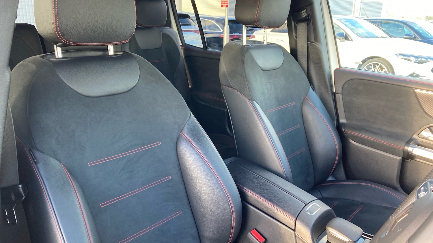 Used Mercedes-Benz GLB 2021 for sale - 77222891: Photo 32