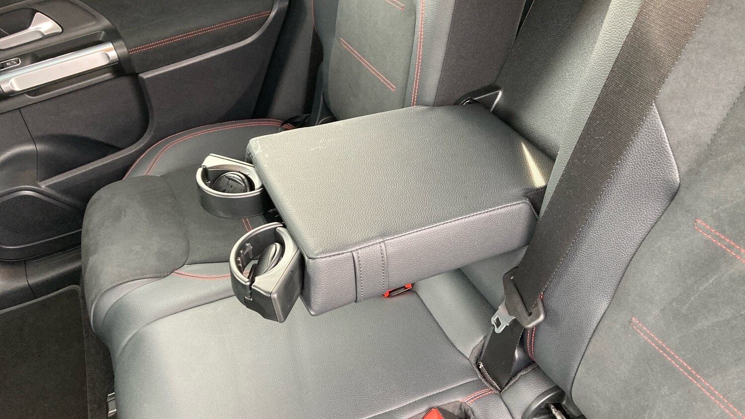 Used Mercedes-Benz EQB 2023 for sale - 77581026: Photo 28