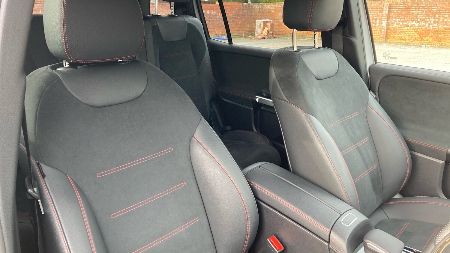 Used Mercedes-Benz EQB 2023 for sale - 77581026: Photo 31