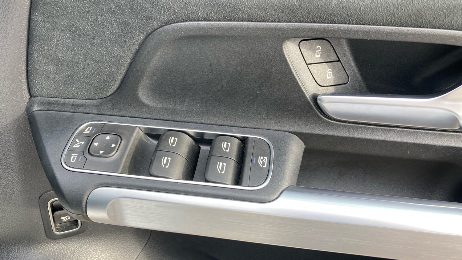 Used Mercedes-Benz EQB 2023 for sale - 77581026: Photo 33