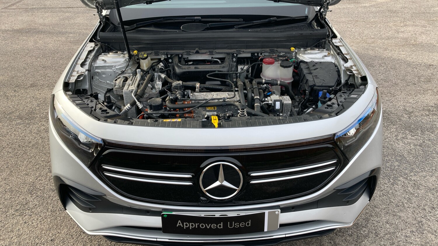 Used Mercedes-Benz EQB 2023 for sale - 77581026: Photo 8