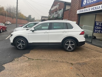 Used Volkswagen Tiguan 2016 for sale - 76494216: Photo